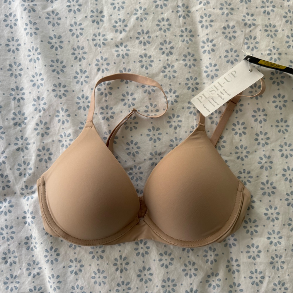 NWT Natori Push-up Bra 30C